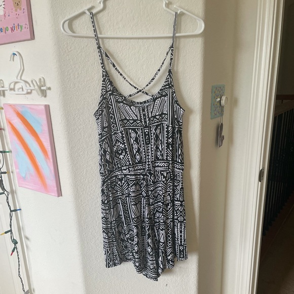 H&M Romper - Picture 2 of 5